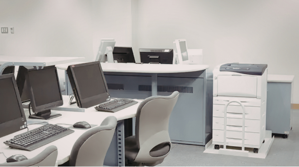 כיסא לישיבה ממושכת מול מחשב: הכול על בחירה נכונה